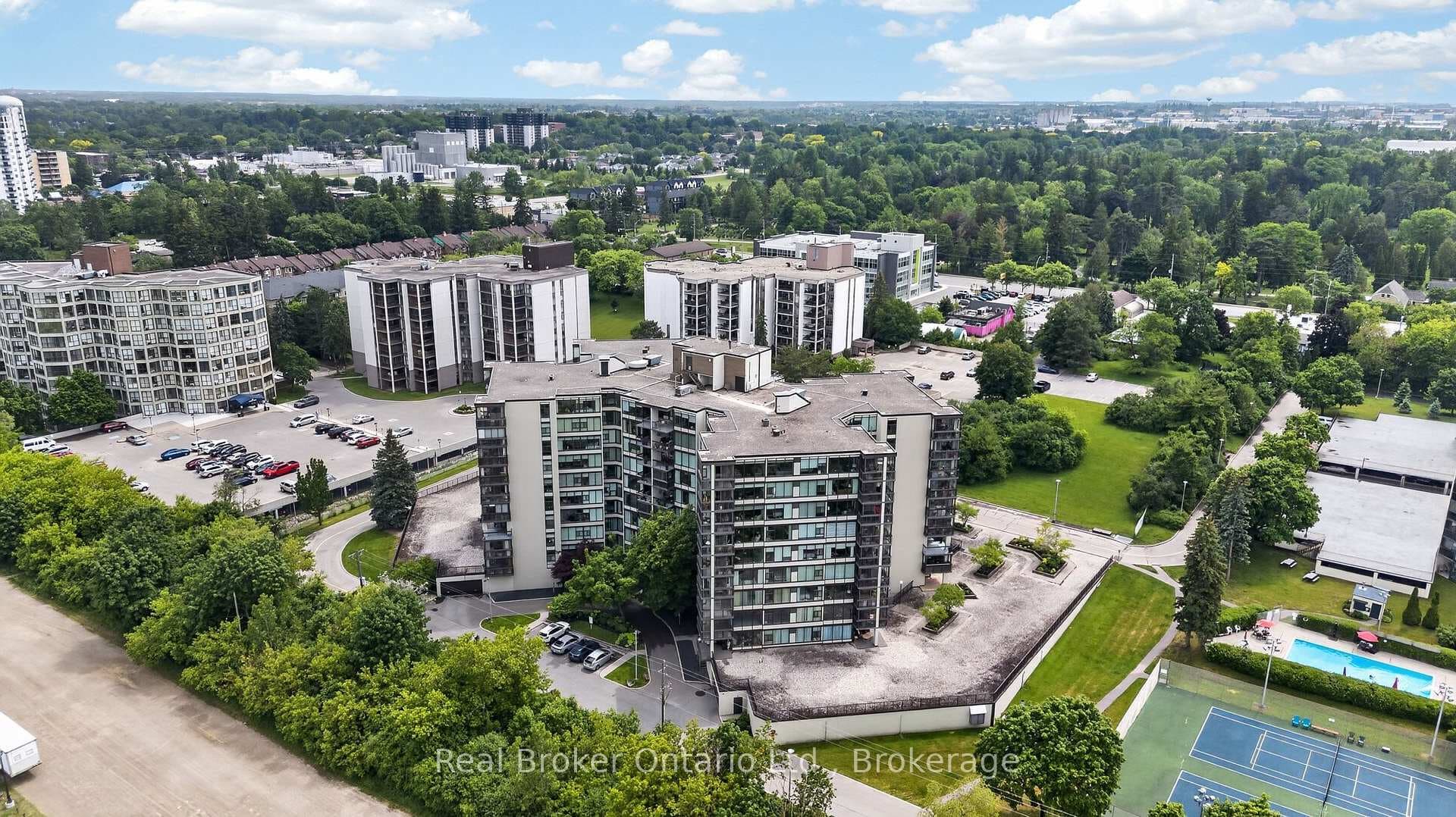 23 Woodlawn Road Unit 811, Guelph, ON N1H 7G6 - Photo 1