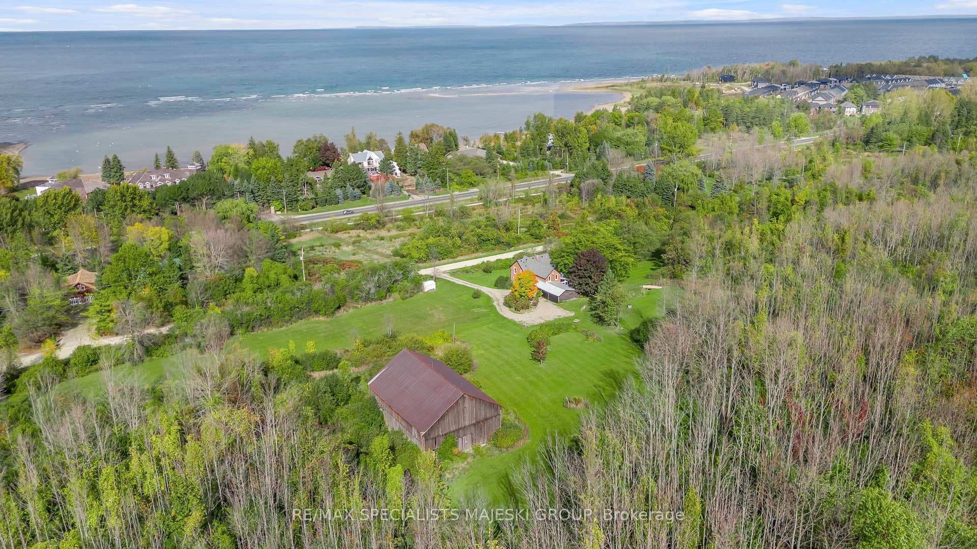 190 Old Lakeshore Road, Blue Mountains, ON N0H 1J0 - Photo 1