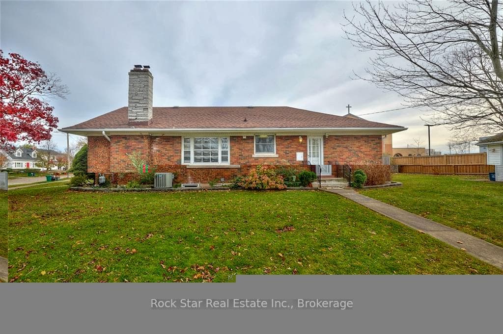 2 WOODGATE Avenue, St. Catharines