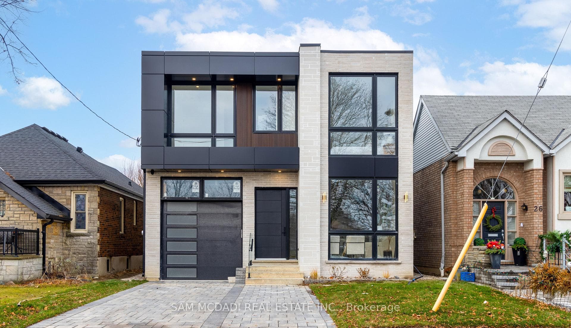 24 Twenty First Street, Liberty Village / Parkdale / South Parkdale, ON M8V 3L7 - Photo 1