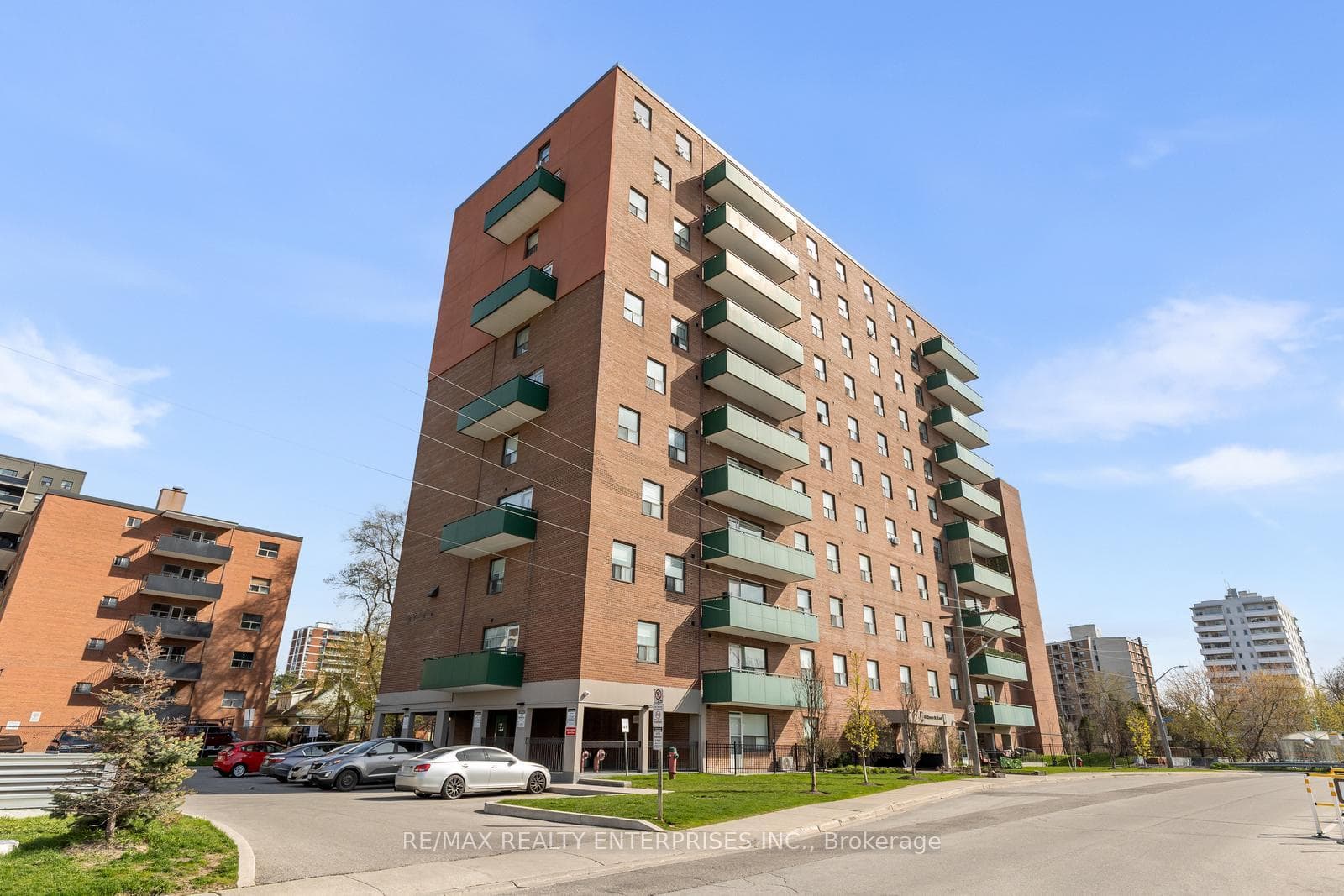 49 Queen Street Unit 901, Mississauga, ON L5G 4N6 - Photo 1