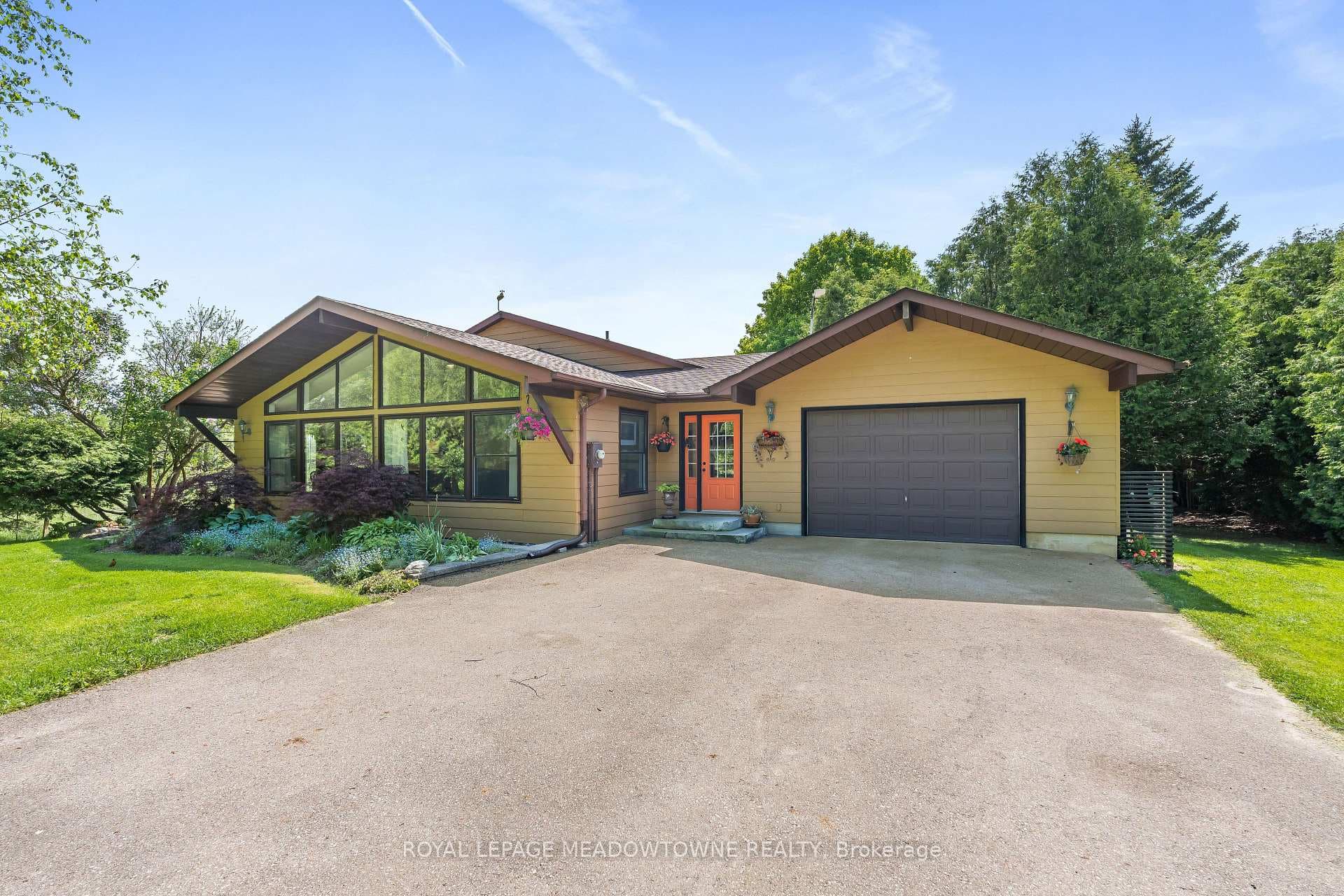 12072 Sixth Line, Halton Hills, ON L0P 1H0 - Photo 1