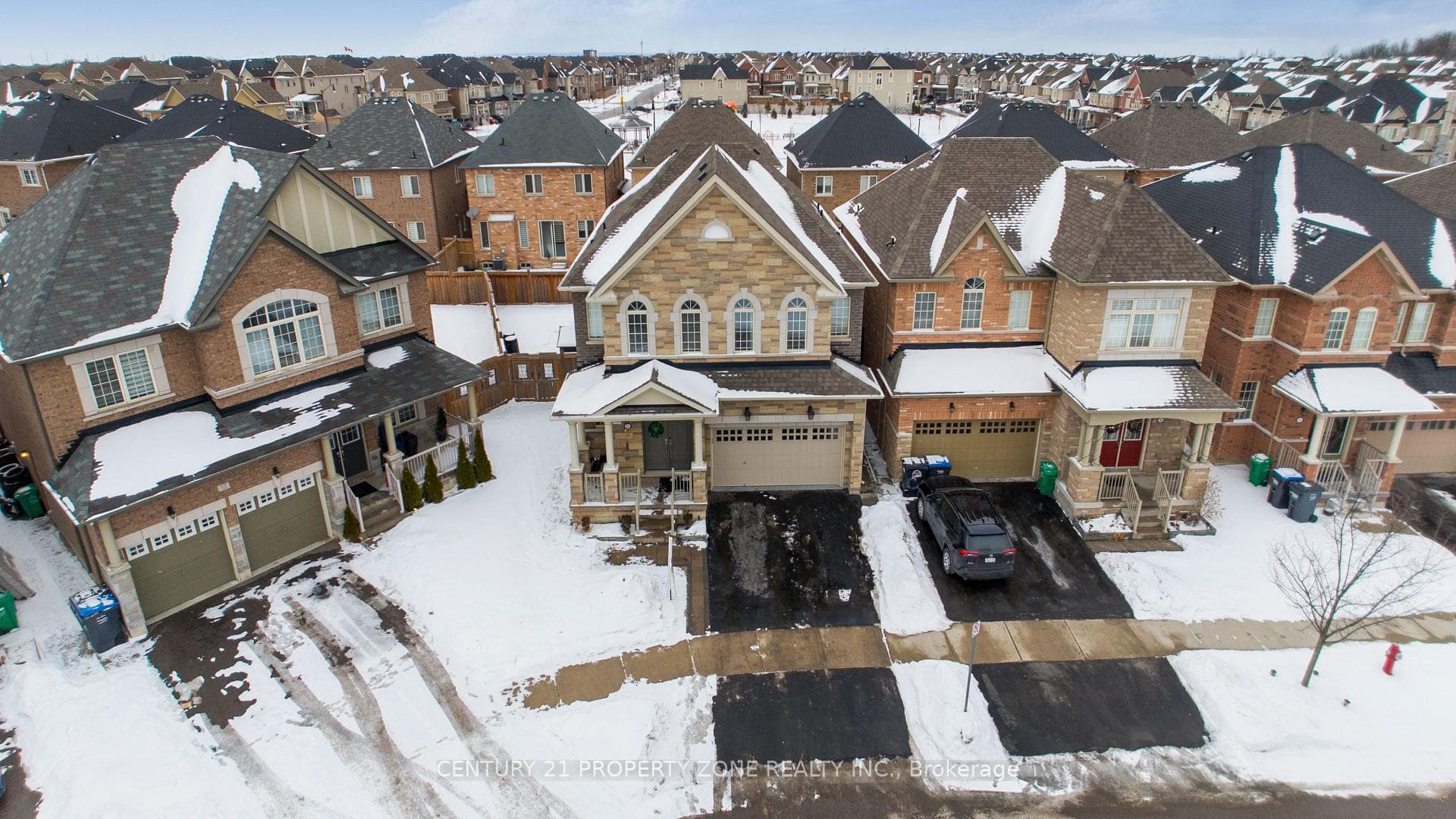 10 Spokanne Street, Brampton, ON L6R 4A2 - Photo 1