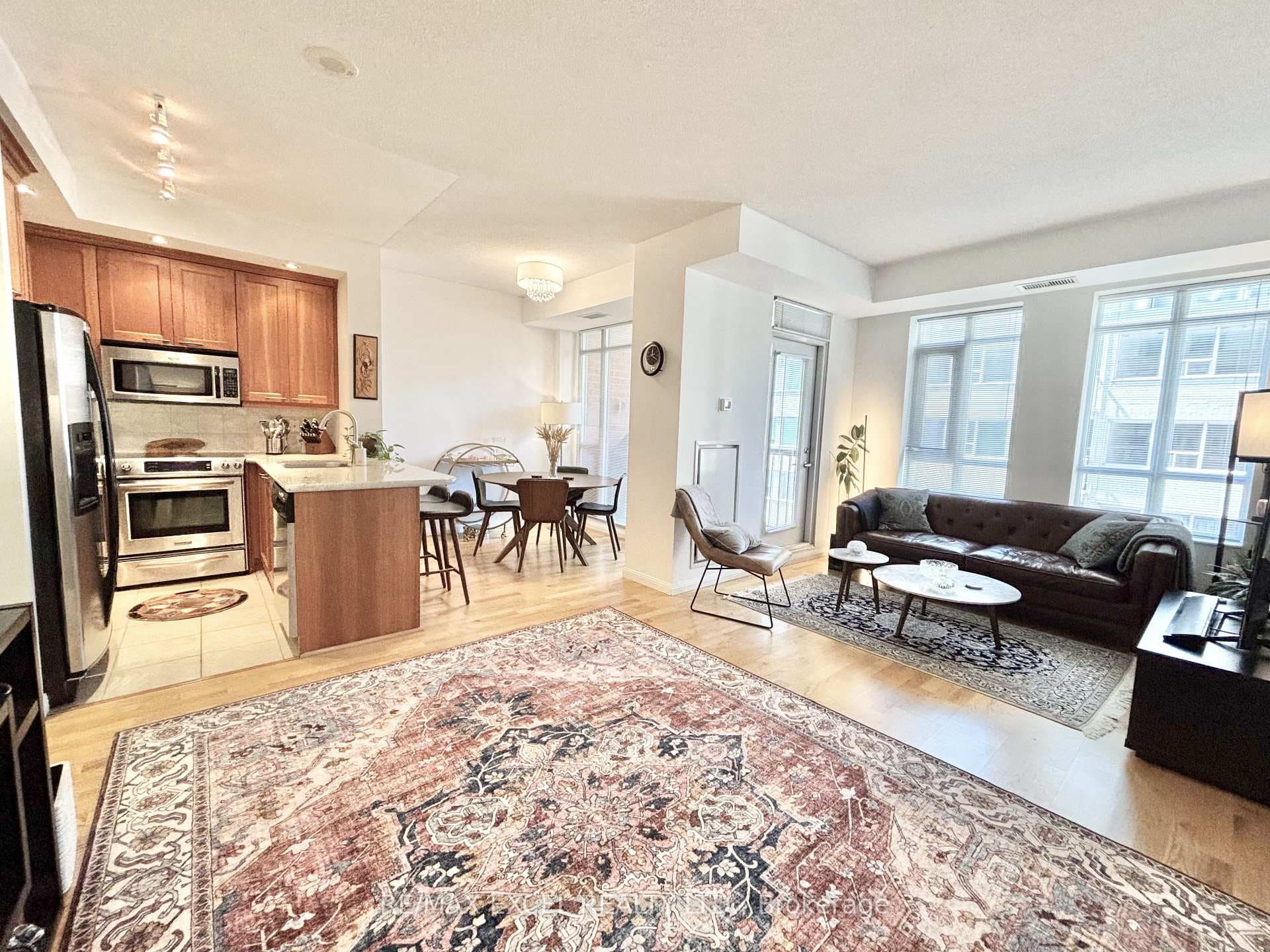 900 Mount Pleasant Road Unit 426, Leaside / Davisville, ON M4P 3J9 - Photo 1