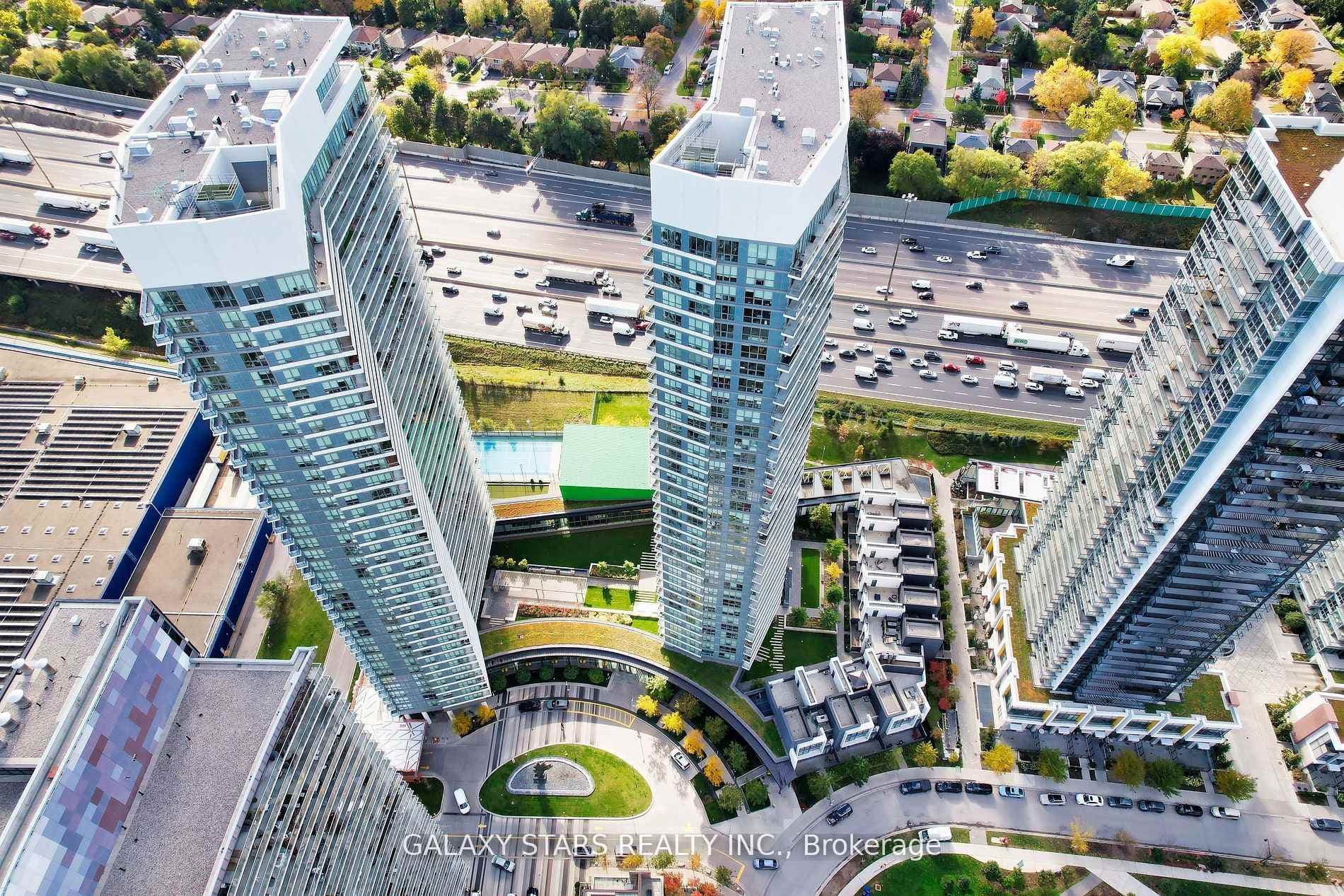 117 McMahon Drive Unit 203, Hillcrest Village / Bayview Village, ON M2K 0E4 - Photo 1