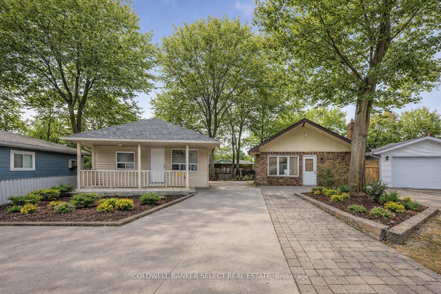 77 & 79 Baker Street, Wasaga Beach