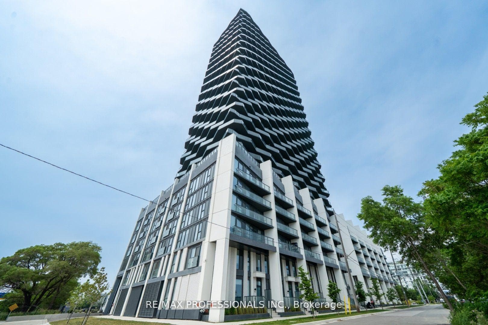 36 Zorra Street Unit 305, Etobicoke (Islington / Rexdale), ON M8Z 0G5 - Photo 1
