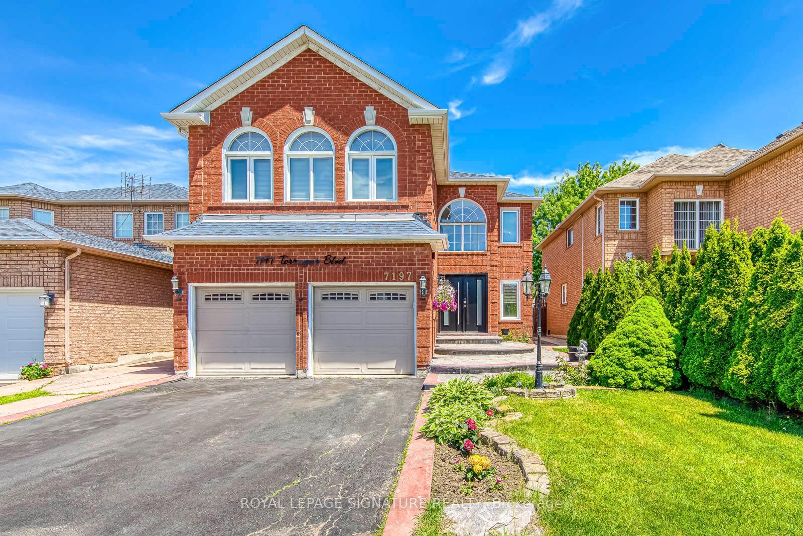 7197 Terragar Boulevard Unit Bsmt, Mississauga, ON L5N 7L9 - Photo 1