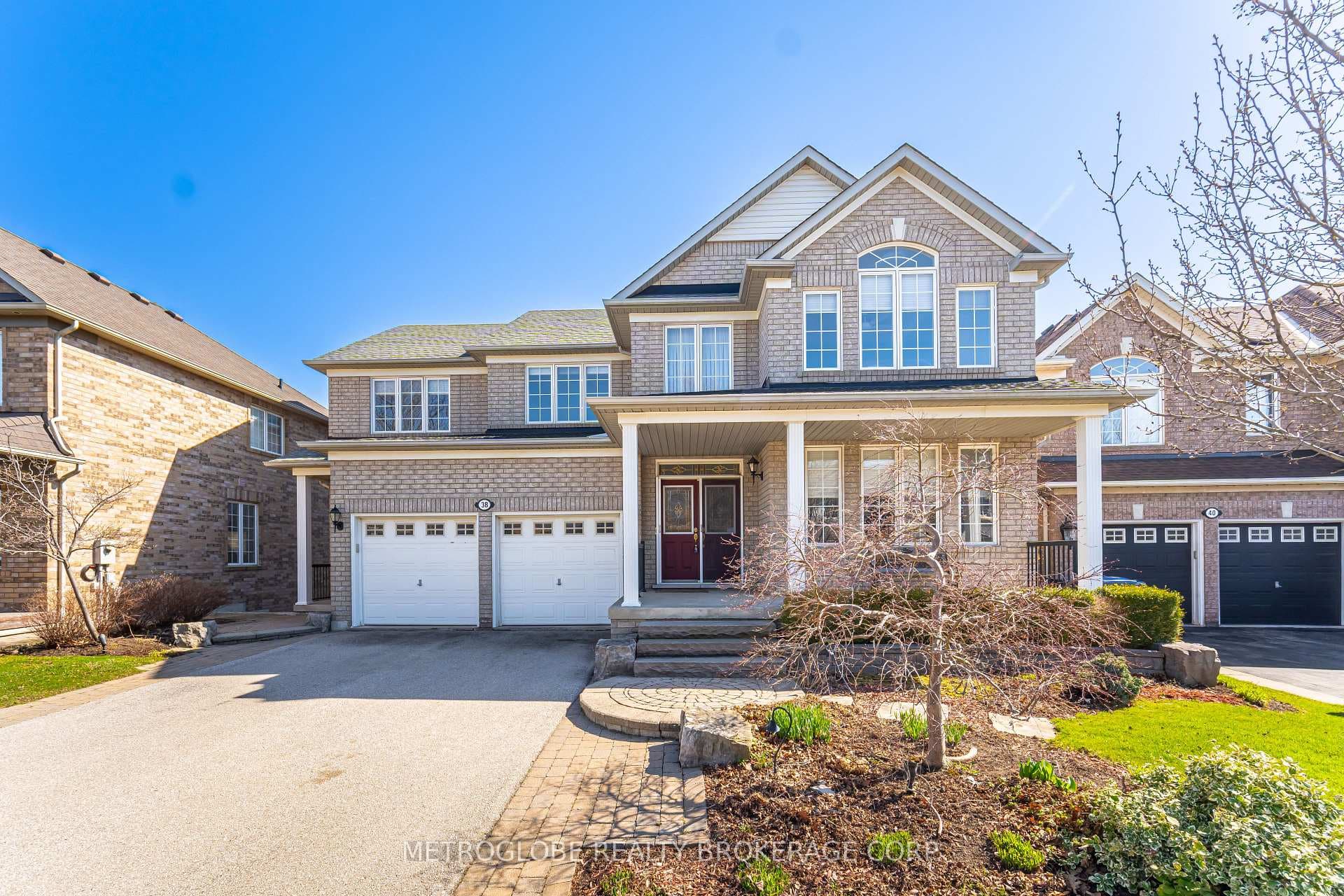 38 Maltby Court, Brampton, ON L6P 1A5 - Photo 1