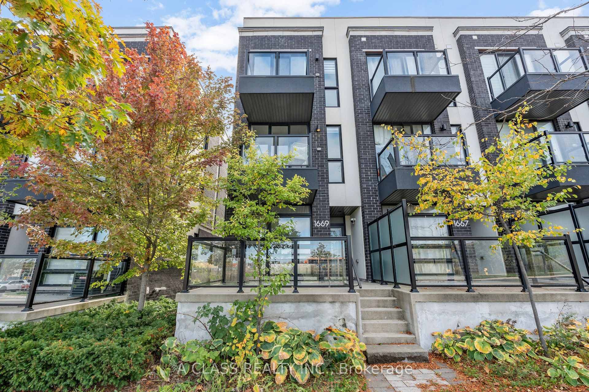 1669 Bur Oak Avenue, Markham, ON L6E 0V2 - Photo 1