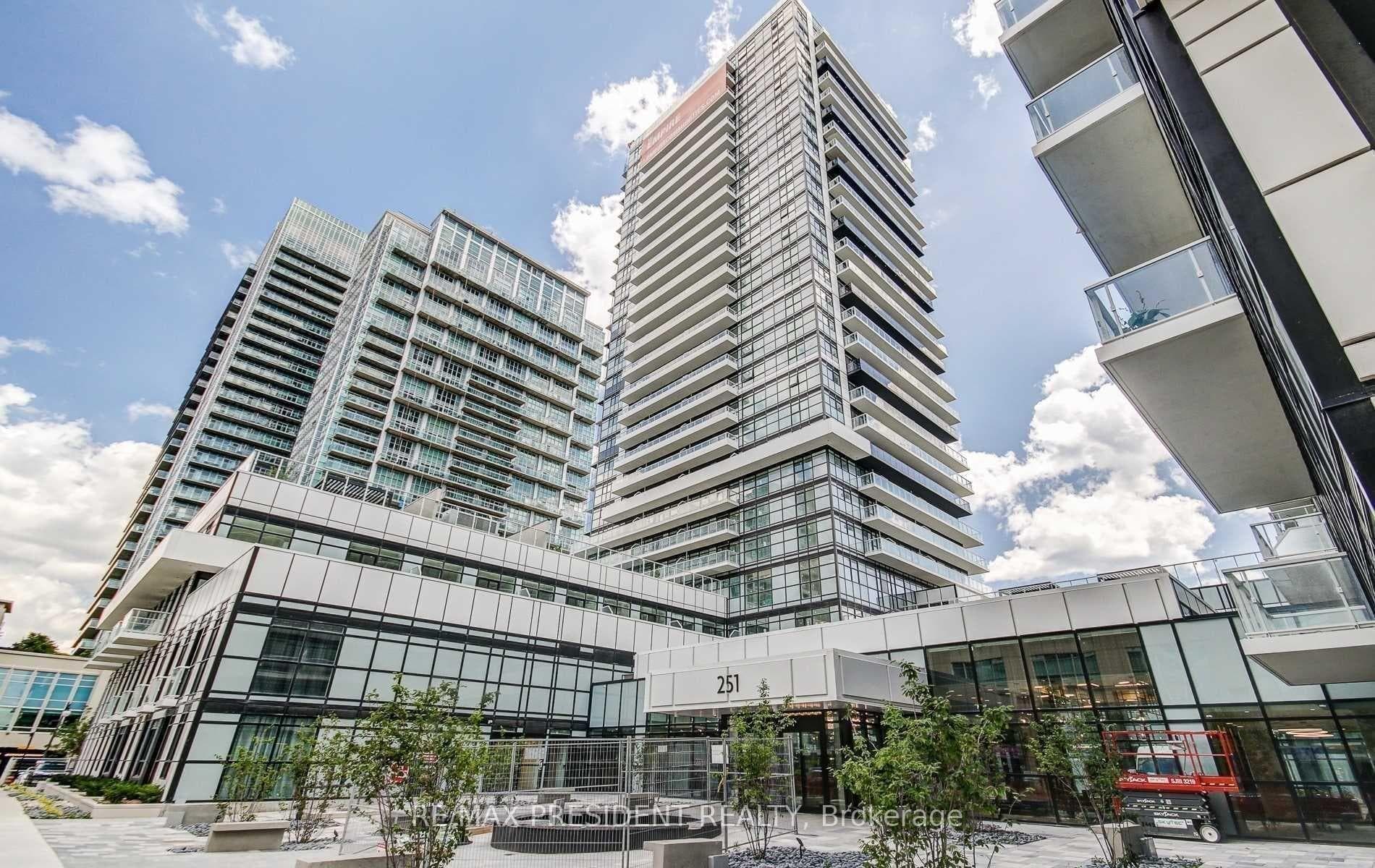 251 Manitoba Street Unit 722, Liberty Village / Parkdale / South Parkdale, ON M8Y 0C7 - Photo 1