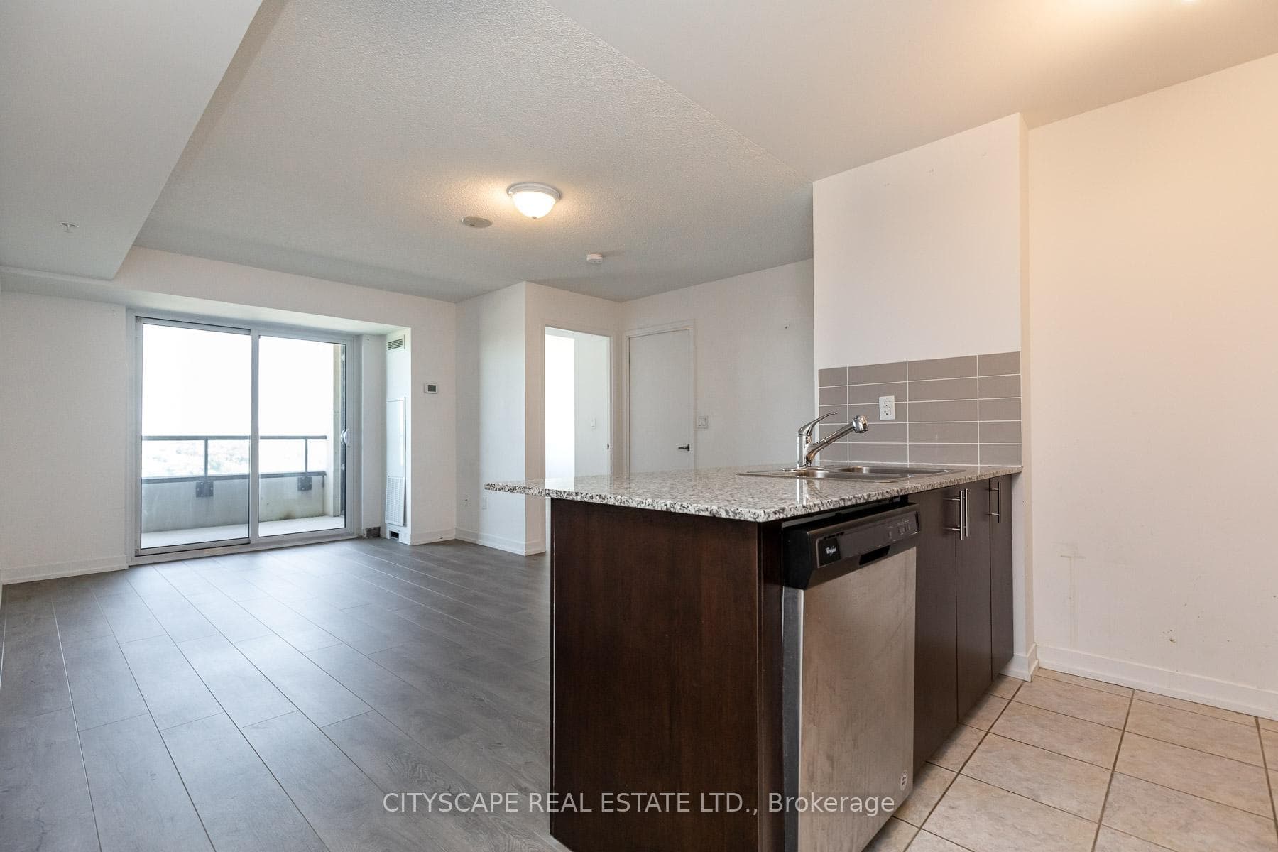 1410 Dupont Street Unit 1910, Bloor West Village / Swansea, ON M6H 2B1 - Photo 1