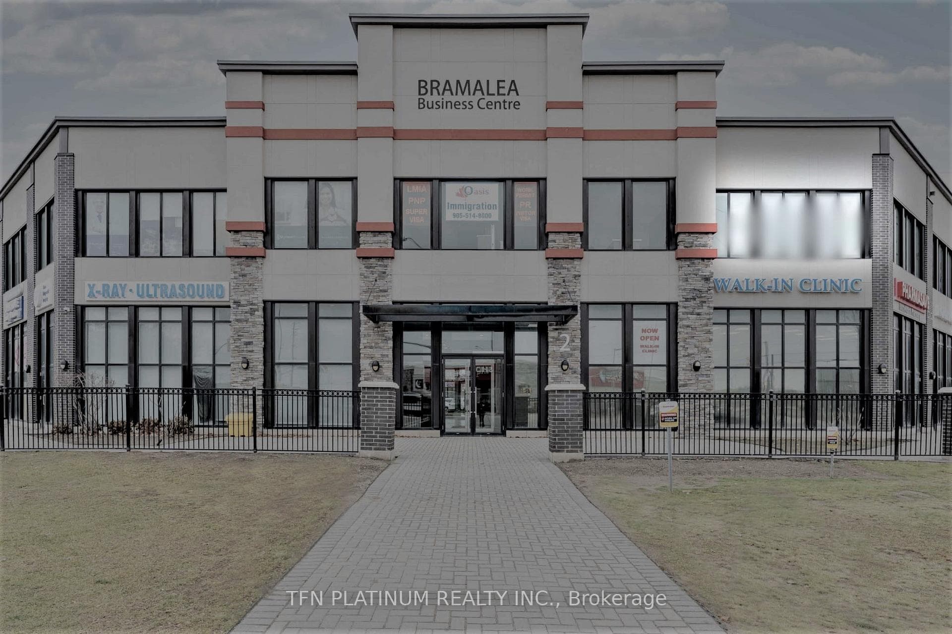 2 Dewside Drive Unit 202, Brampton, ON L6R 0X5 - Photo 1
