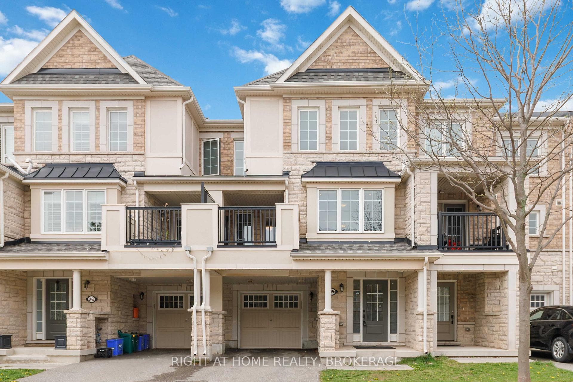 3060 Gardenia Gate, Oakville, ON L6M 0Y8 - Photo 1