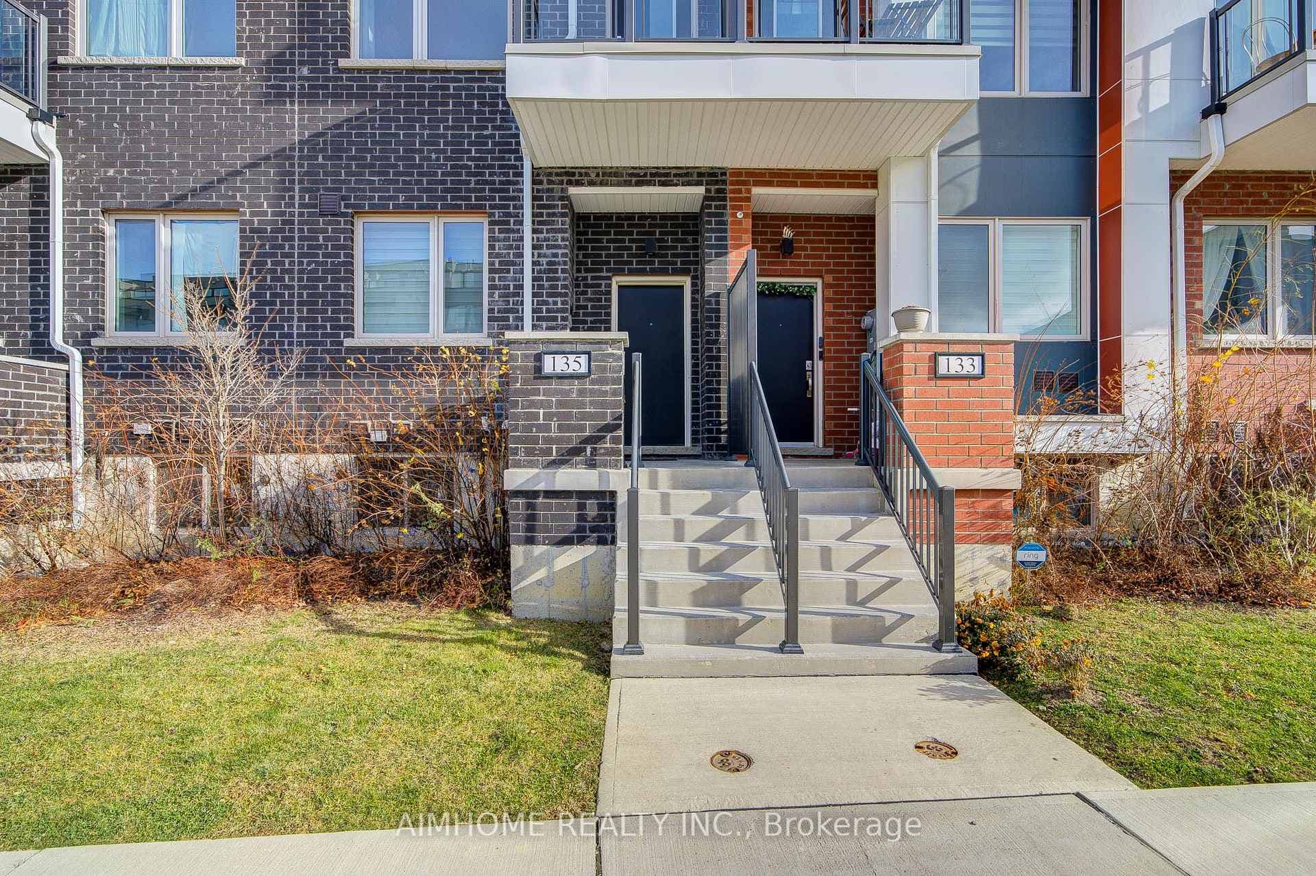 135 Frederick Tisdale Drive, Downsview / Black Creek, ON M3K 0C6 - Photo 1