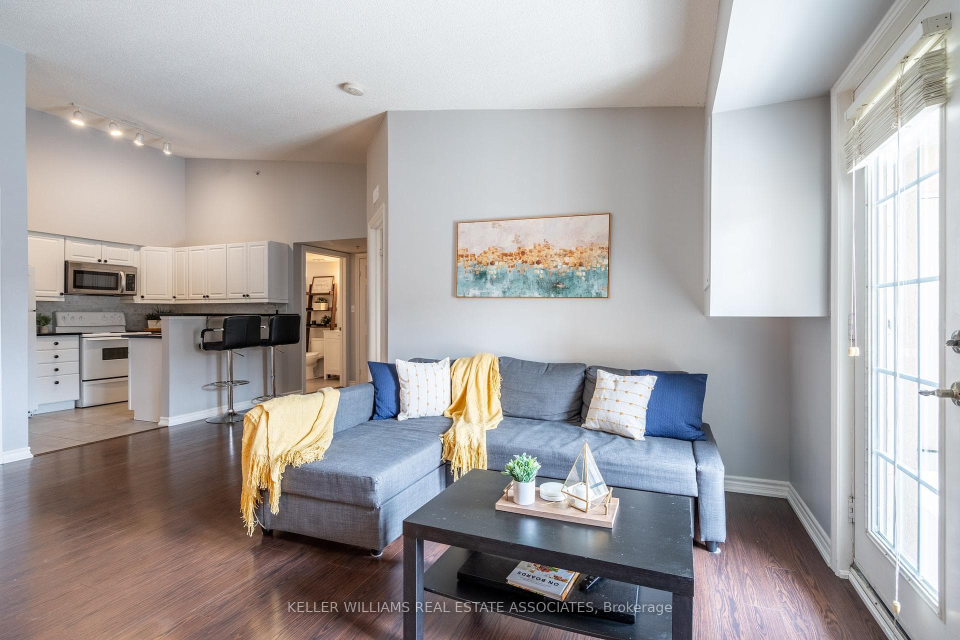 1490 Bishops Gate Unit 408, Oakville