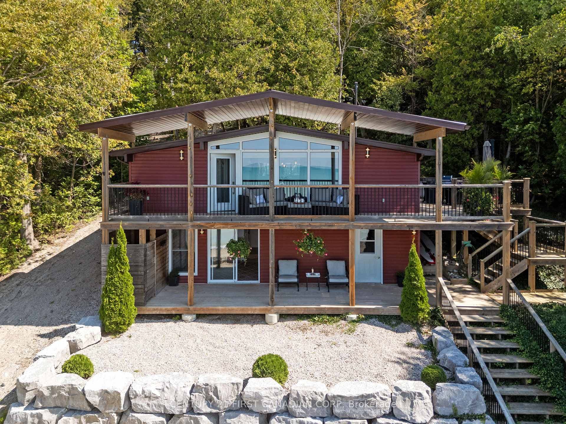 Lakefront Bliss on the Shores of Lake Huron!