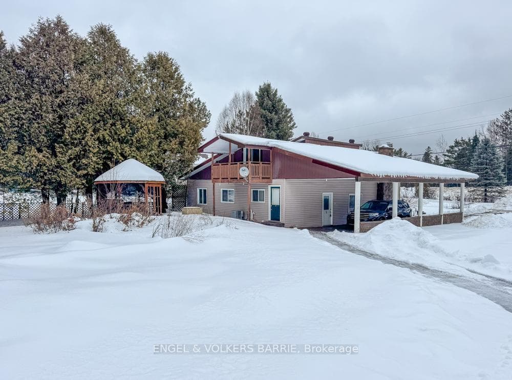 1007 Dewey Street, Highlands East