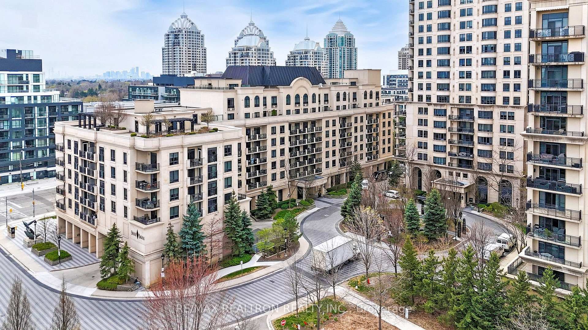 650 Sheppard Avenue Unit 412, Hillcrest Village / Bayview Village, ON M2K 3E4 - Photo 1