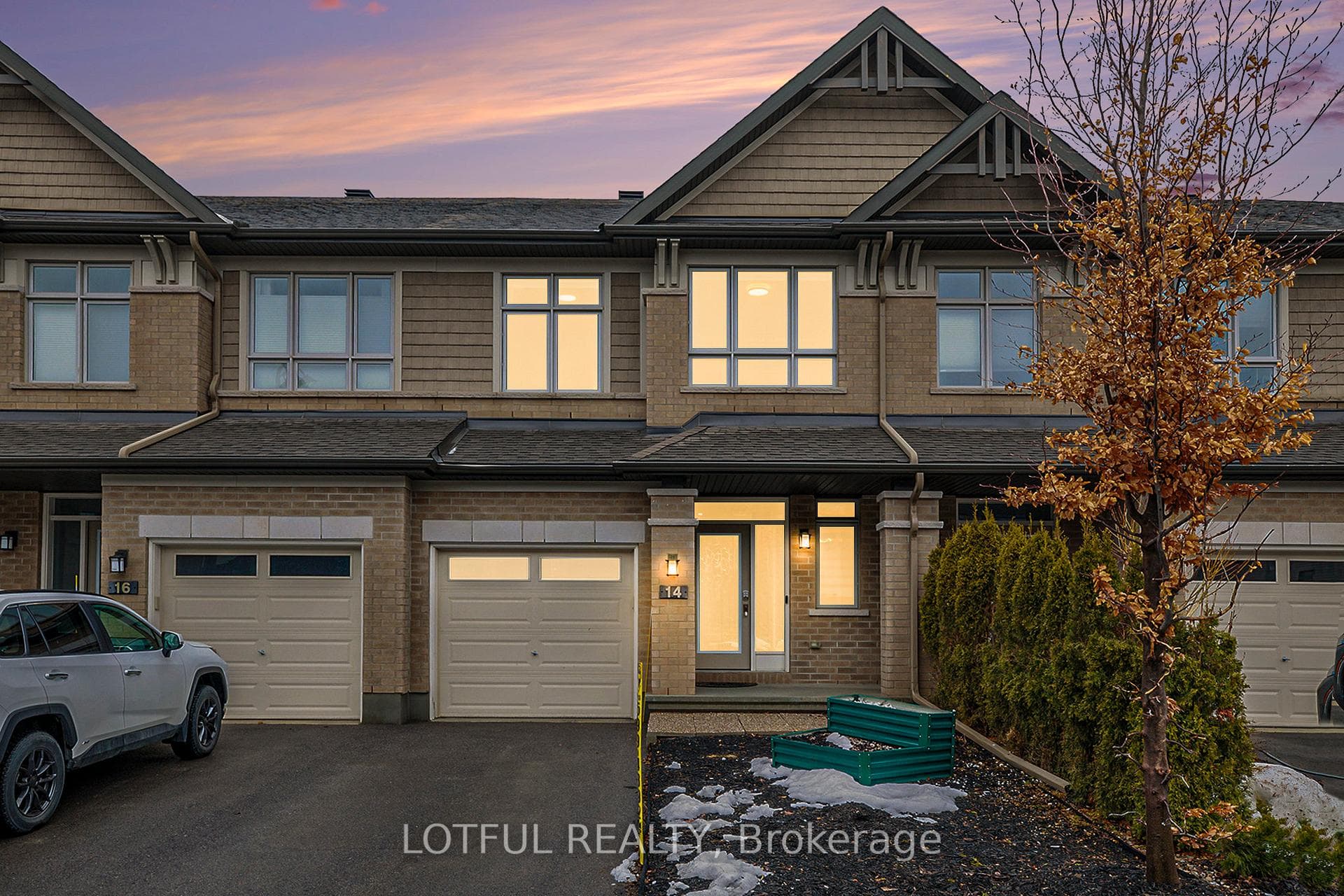 14 Plank Street, Kanata