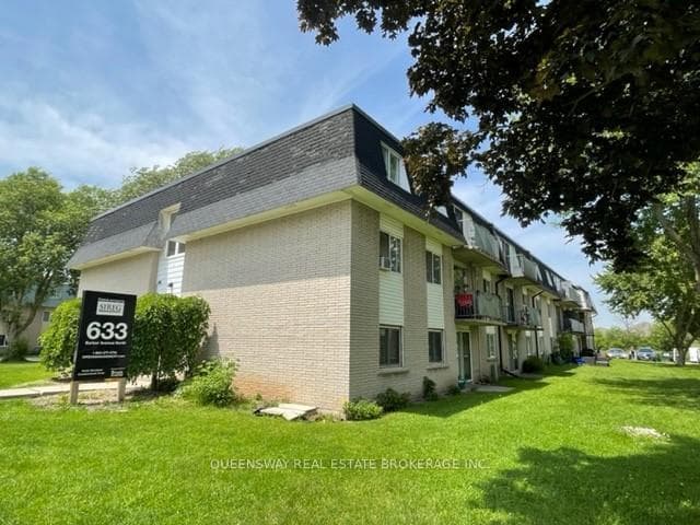 633 Barber Avenue Unit 9, North Perth, ON N4W 1S4 - Photo 1