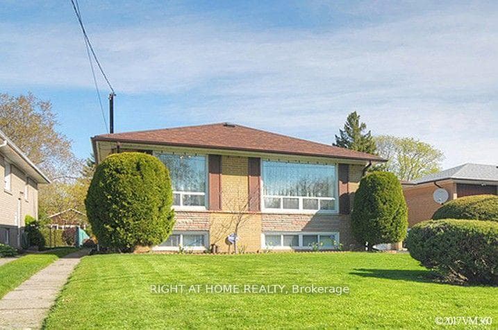 58 Caines Avenue Unit Lower, Thornhill / Willowdale, ON M2R 2L3 - Photo 1