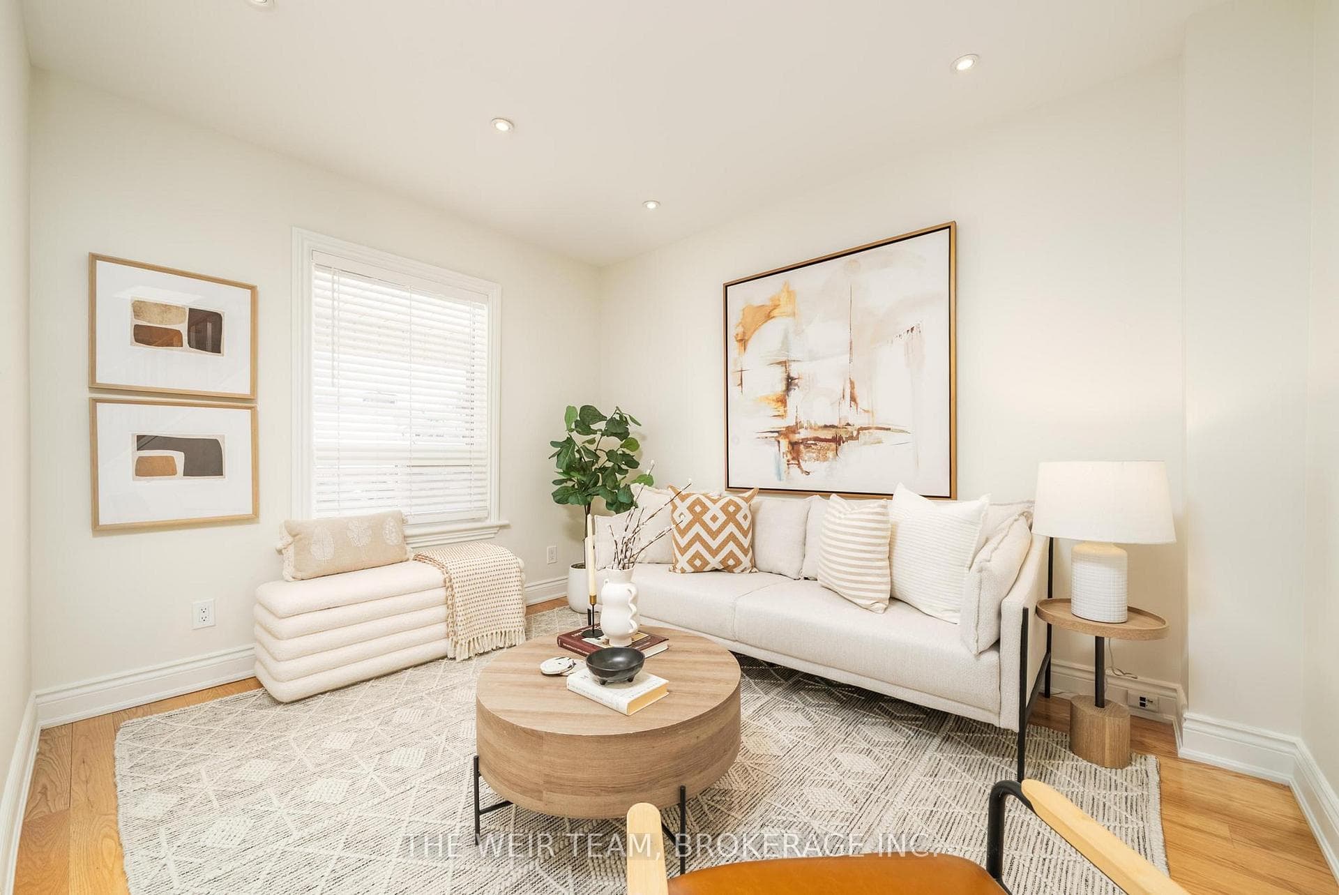 10 Eldon Avenue, Toronto E03
