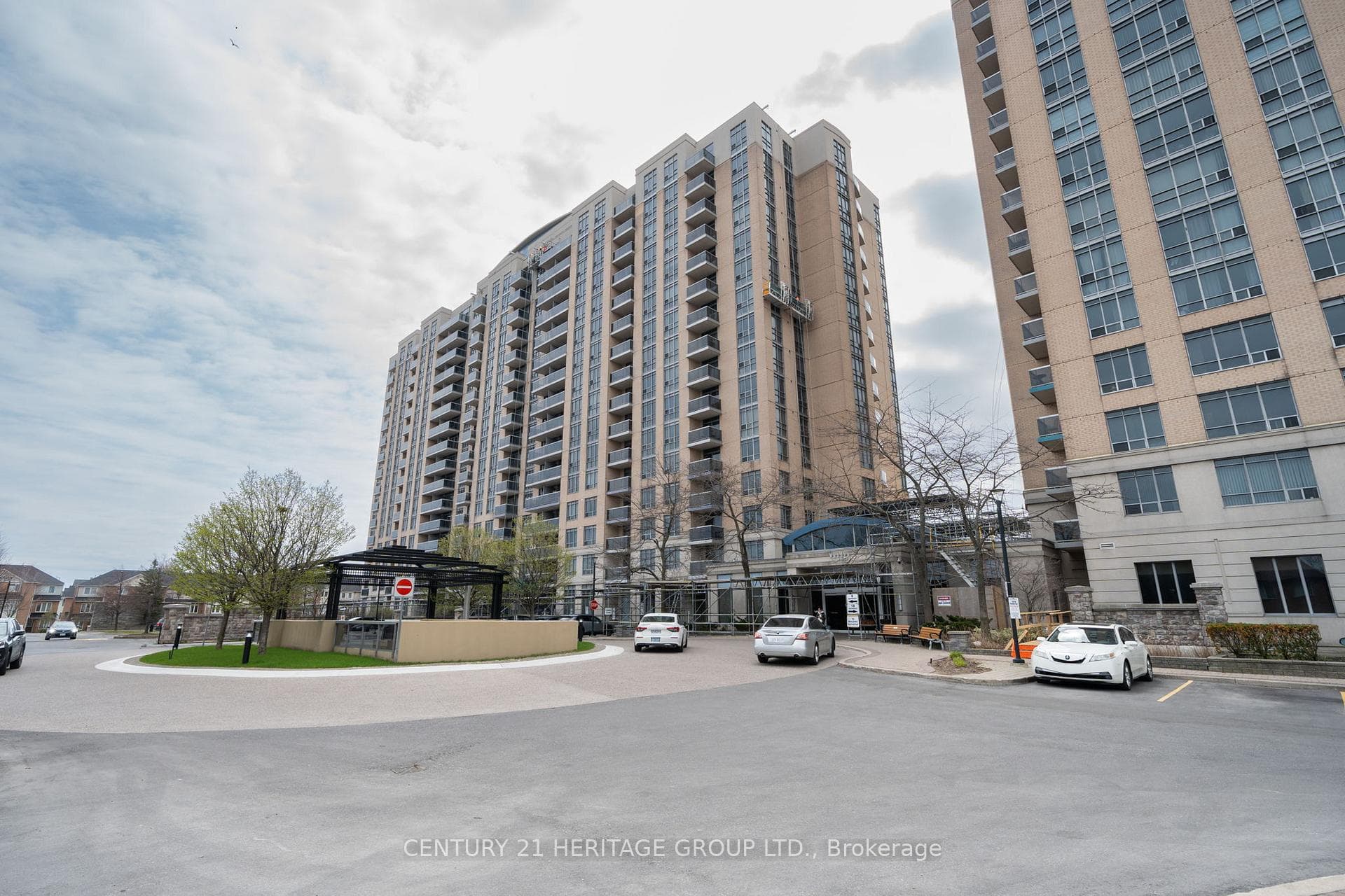 8 Mondeo Drive Unit 415, Dorset Park / Kennedy Park, ON M1P 5C7 - Photo 1