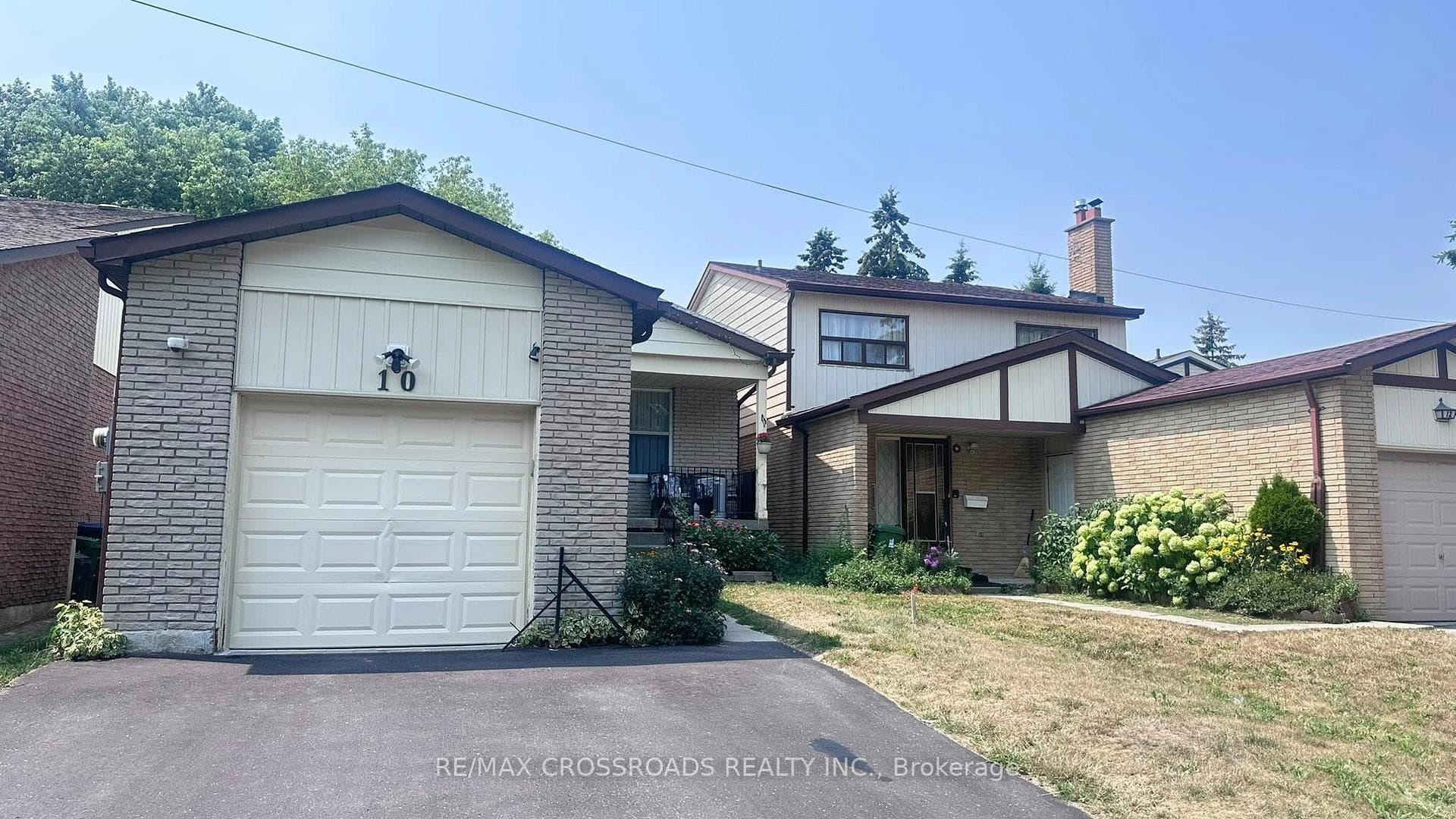 10 Greenwich Square, Scarborough Town Centre, ON M1J 3L1 - Photo 1