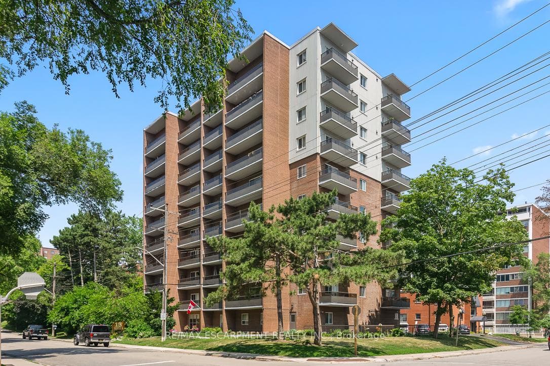 15 Elizabeth Street Unit 805, Mississauga, ON L5G 2Z3 - Photo 1