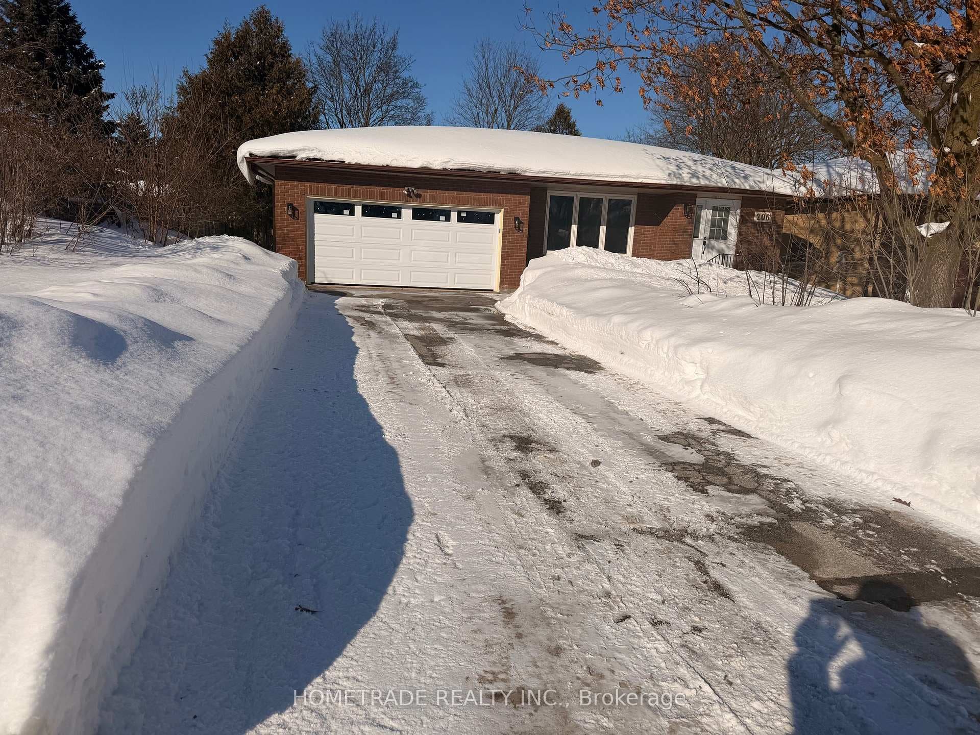 206 Little Avenue, Barrie, ON L4N 6L1 - Photo 1