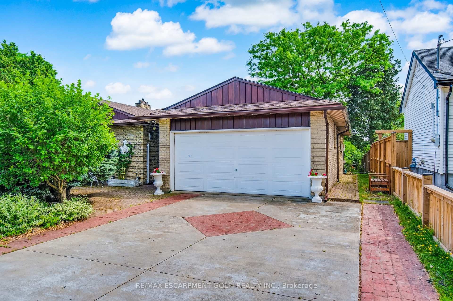 348 Barrick Road, Port Colborne, ON L3K 4B5 - Photo 1