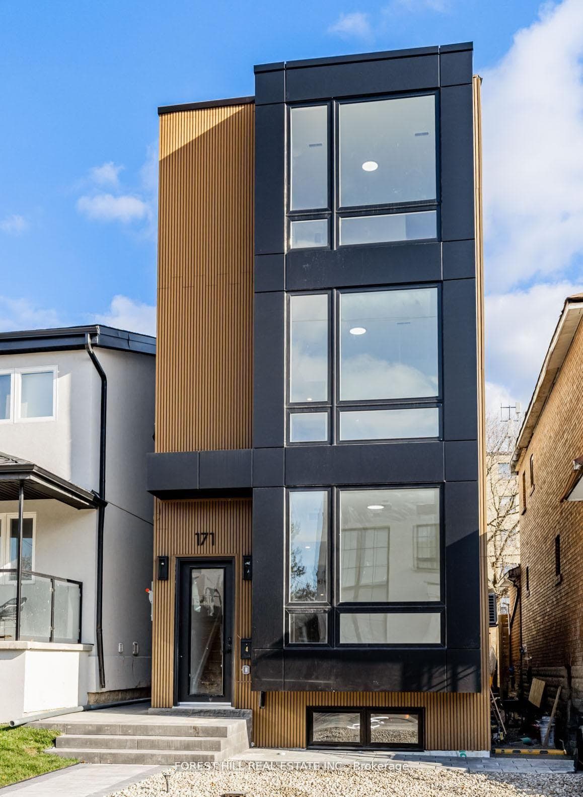 171 Cedric Avenue Unit 1A, Forest Hill / Deer Park, ON M6C 3X7 - Photo 1
