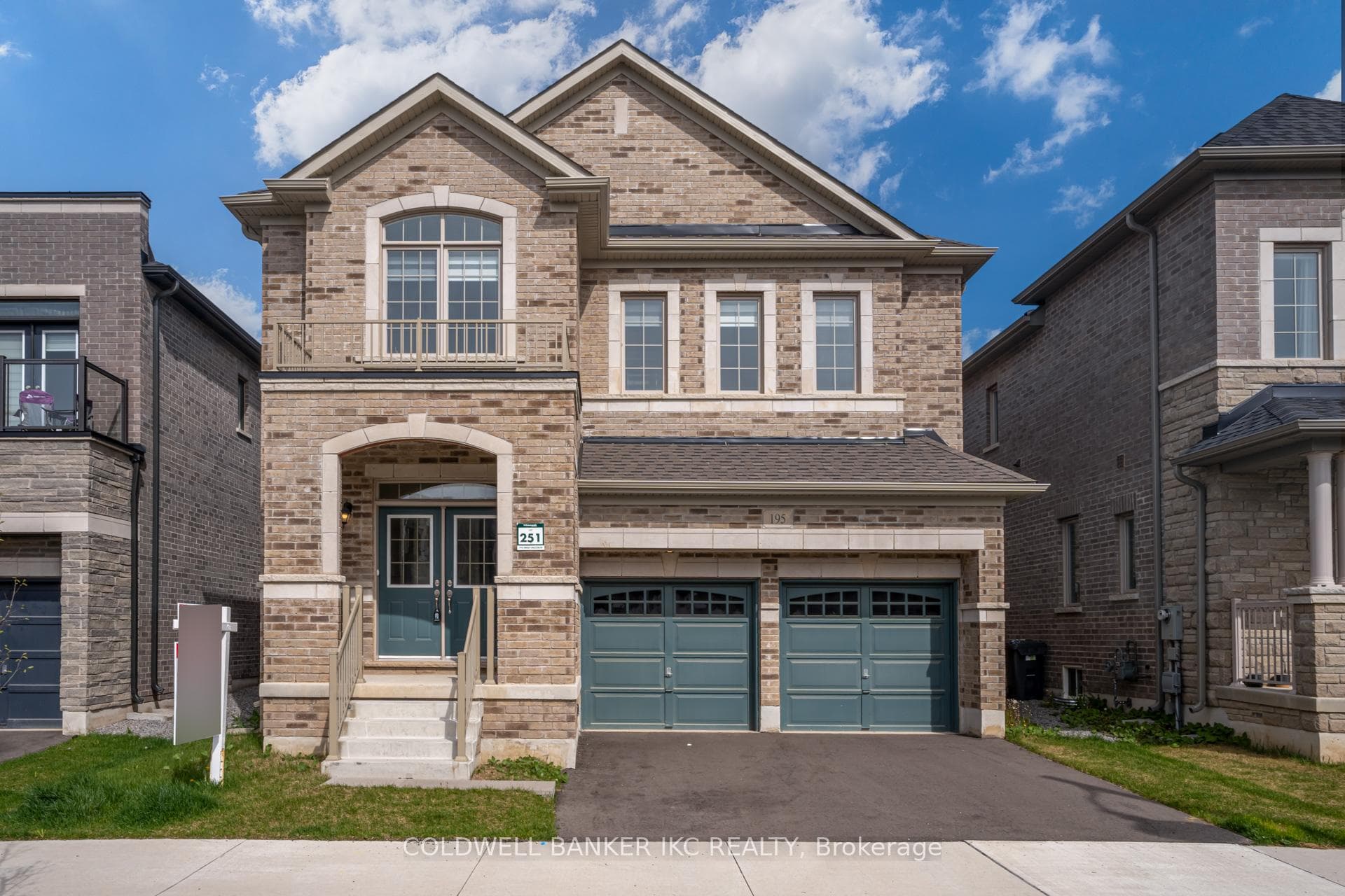 195 Great Falls Boulevard, Hamilton
