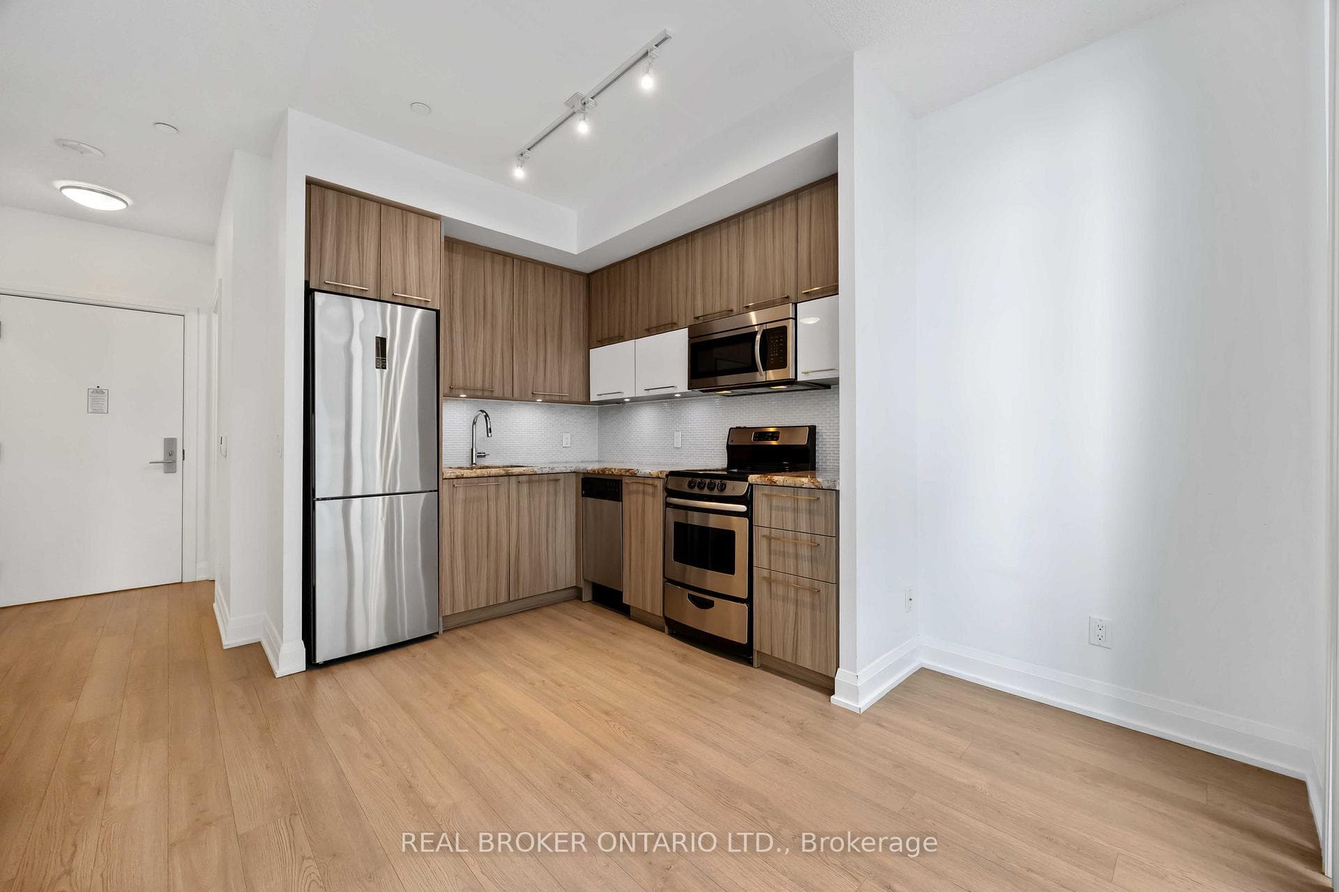 56 Annie Craig Drive Unit 302, Liberty Village / Parkdale / South Parkdale, ON M8V 0C5 - Photo 1