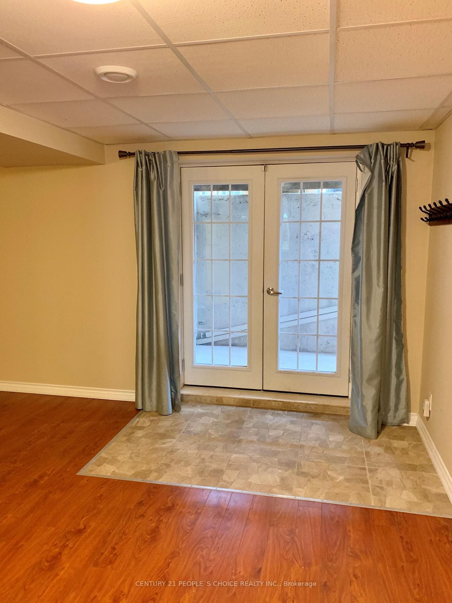 7285 Aspen Avenue, Mississauga, ON L5N 6M9 - Photo 1