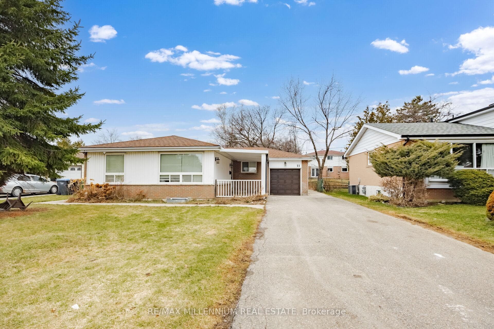 11 Beechwood Crescent, Brampton, ON L6T 1X9 - Photo 1