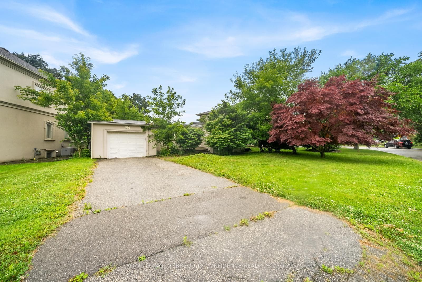 40 Larkfield Drive, Toronto C13