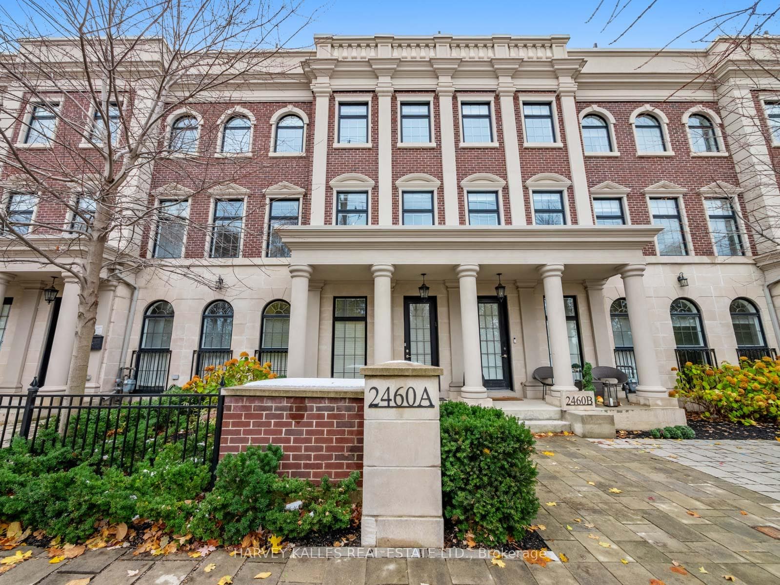 2460 Bayview Avenue Unit A, Bridle Path / York Mills / Hoggs Hollow, ON M2L 0A3 - Photo 1
