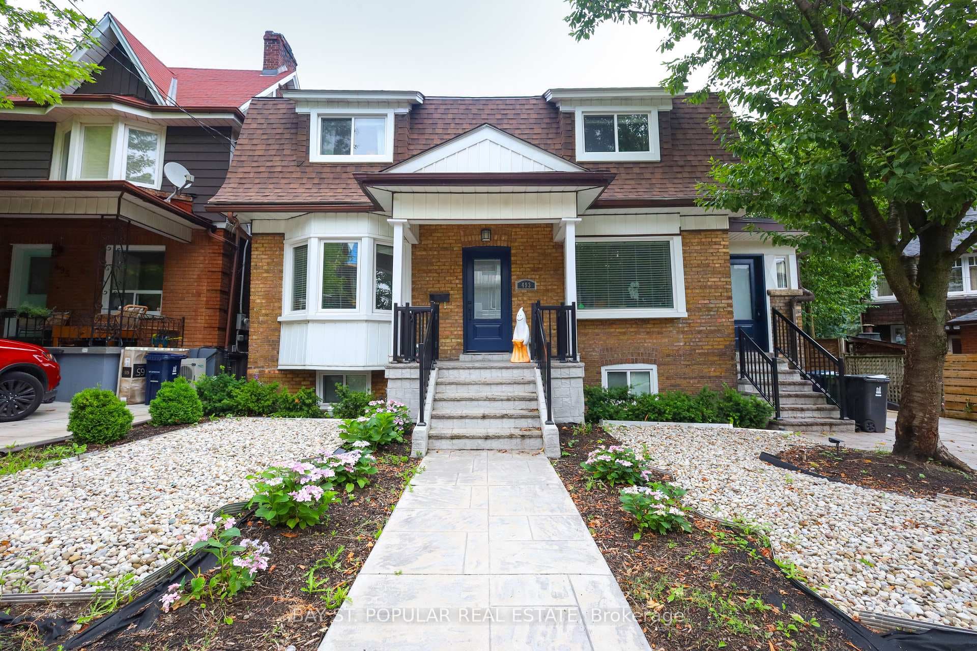 493 Crawford Street, Downtown Toronto / Waterfront, ON M6G 3J9 - Photo 1