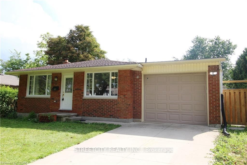 102 Paperbirch Crescent, London North, ON N6G 1L7 - Photo 1