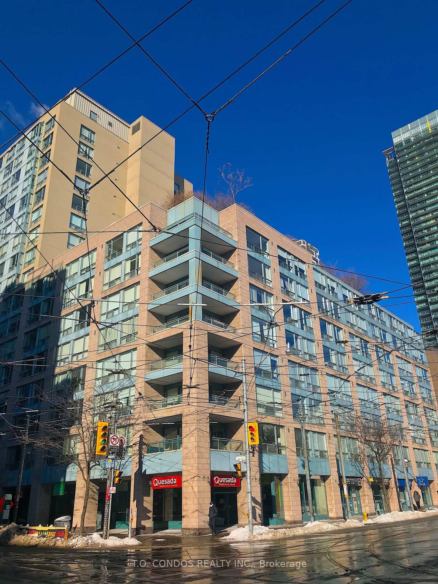 92 King Street Unit 719, Regent Park / Cabbagetown / St. James Town, ON M5S 3K6 - Photo 1