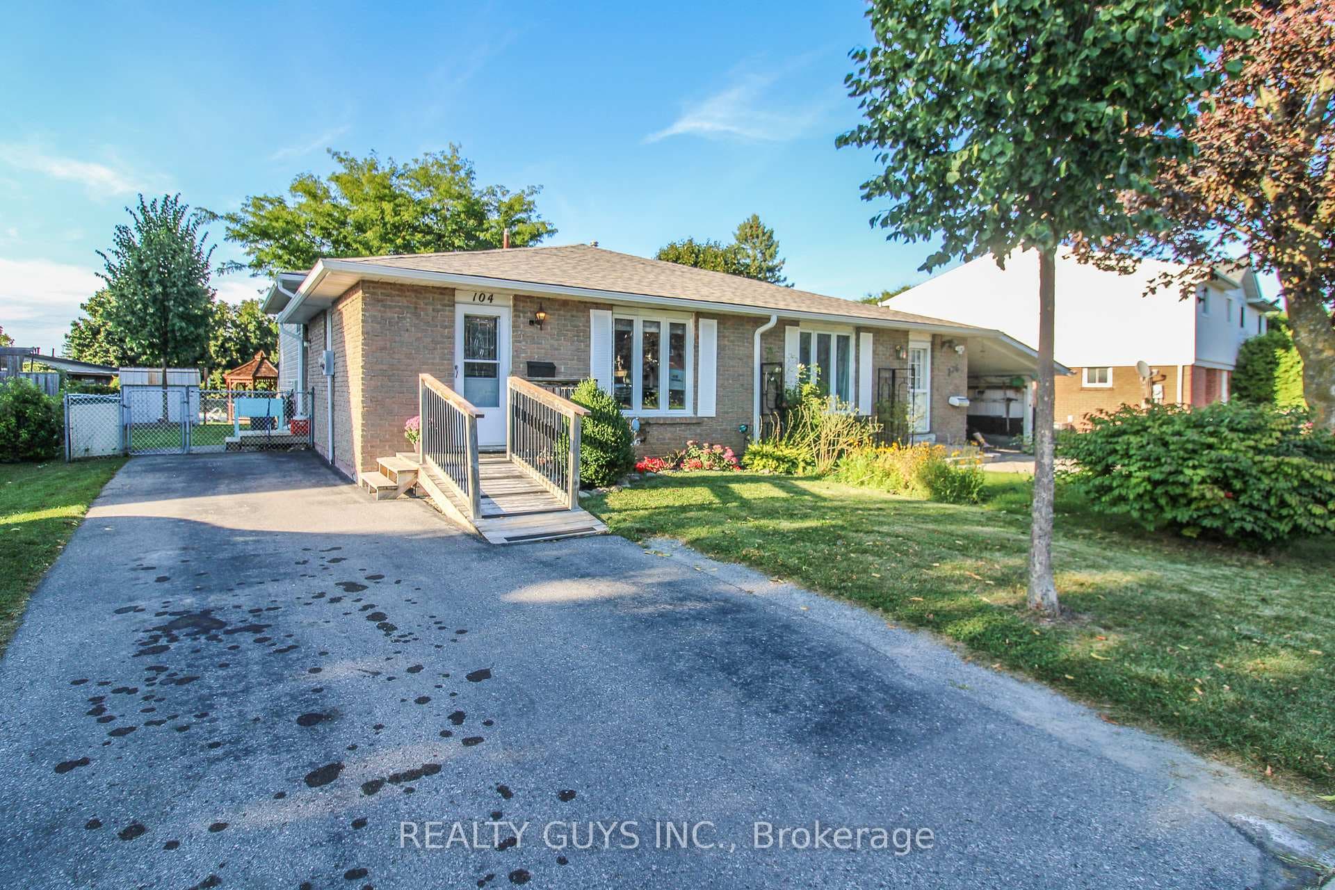 104 Orchard Park Road, Kawartha Lakes, ON K9V 5A4 - Photo 1