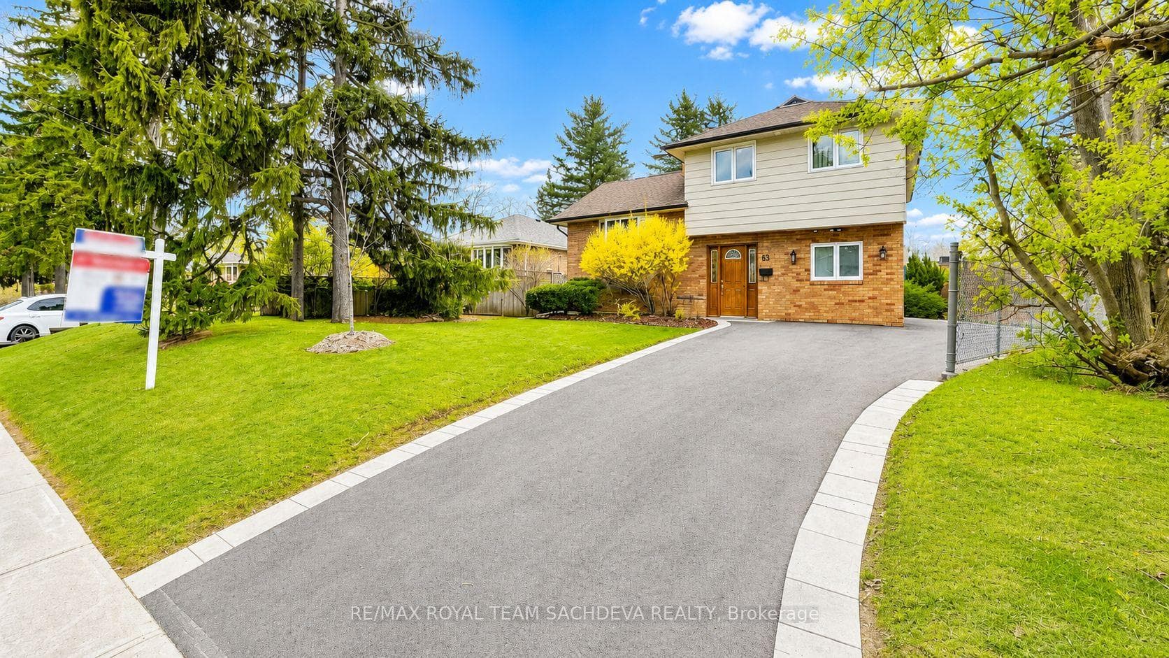 63 Lawson Road, Toronto E10