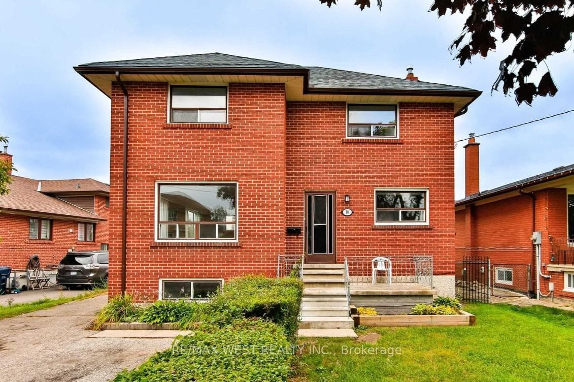 16 Upwood Avenue, York / Weston, ON M6L 3A5 - Photo 1