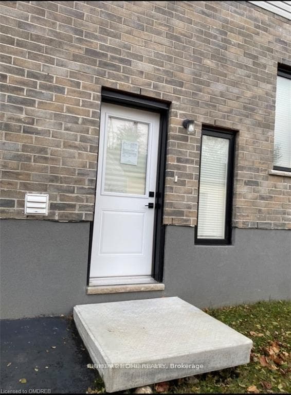 44 Franklin Street, Kitchener, ON N2M 4B5 - Photo 1