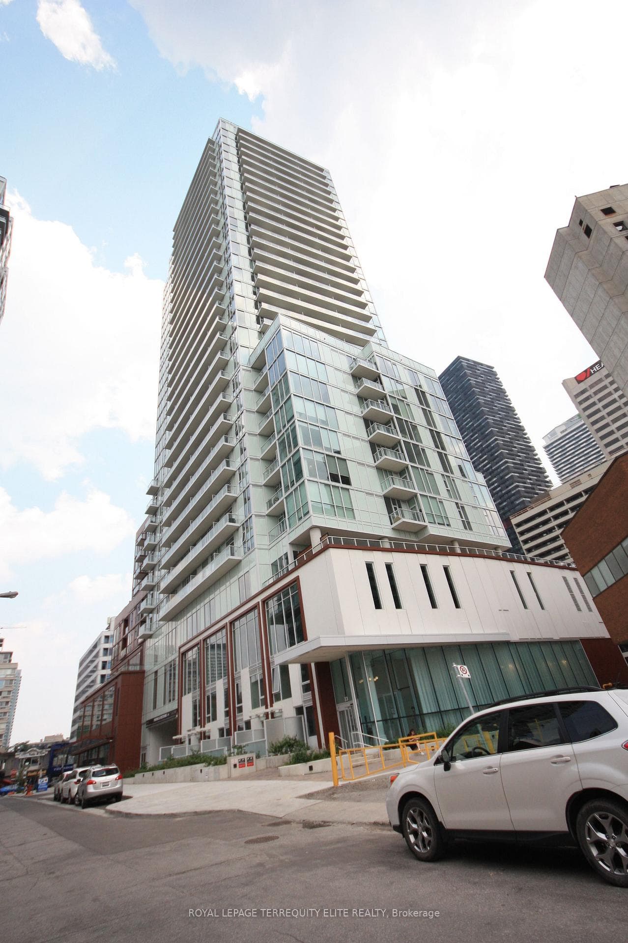 33 Helendale Avenue Unit 1513, Forest Hill / Deer Park, ON M4R 0A4 - Photo 1