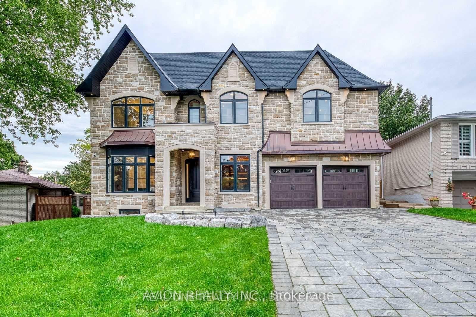 3 Sutcliffe Drive, Hillcrest Village / Bayview Village, ON M2K 2A5 - Photo 1