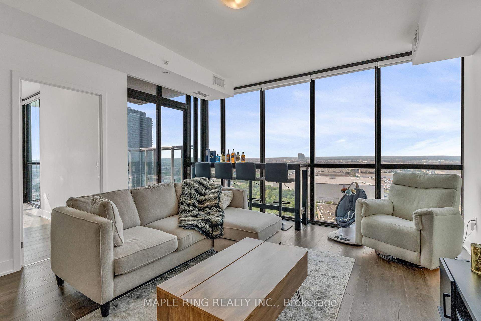 2916 Highway 7 Road Unit 1807, Vaughan, ON L4K 0K6 - Photo 1