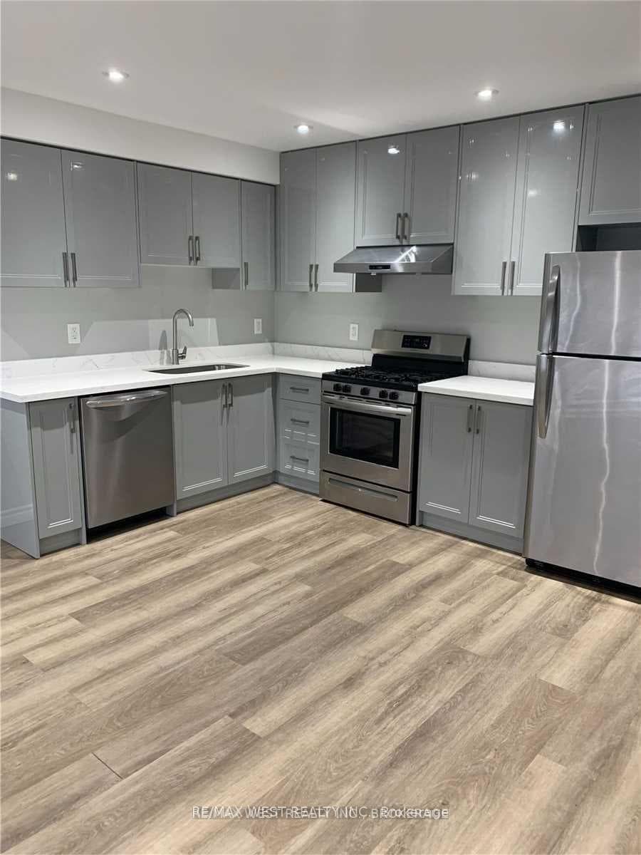 2A Fort Rouille Street Unit Unit 2, High Park / Junction / Roncesvalles, ON M6K 2C1 - Photo 1